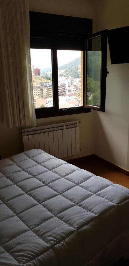 Hotel Alina Cangas De Narcea Ngoại thất bức ảnh