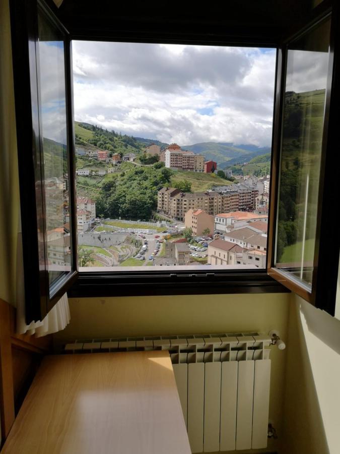 Hotel Alina Cangas De Narcea Ngoại thất bức ảnh